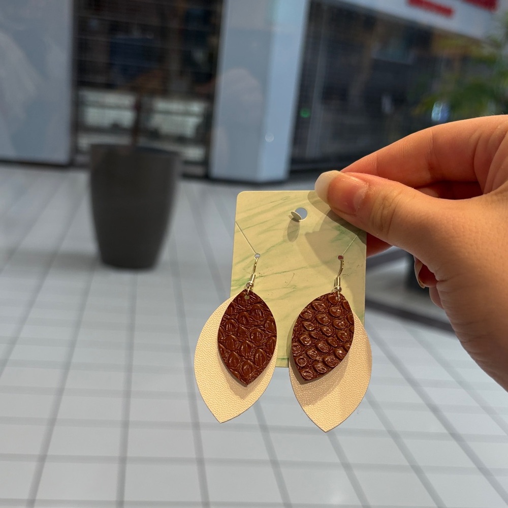 Chic Brown and Cream Leaf Earrings